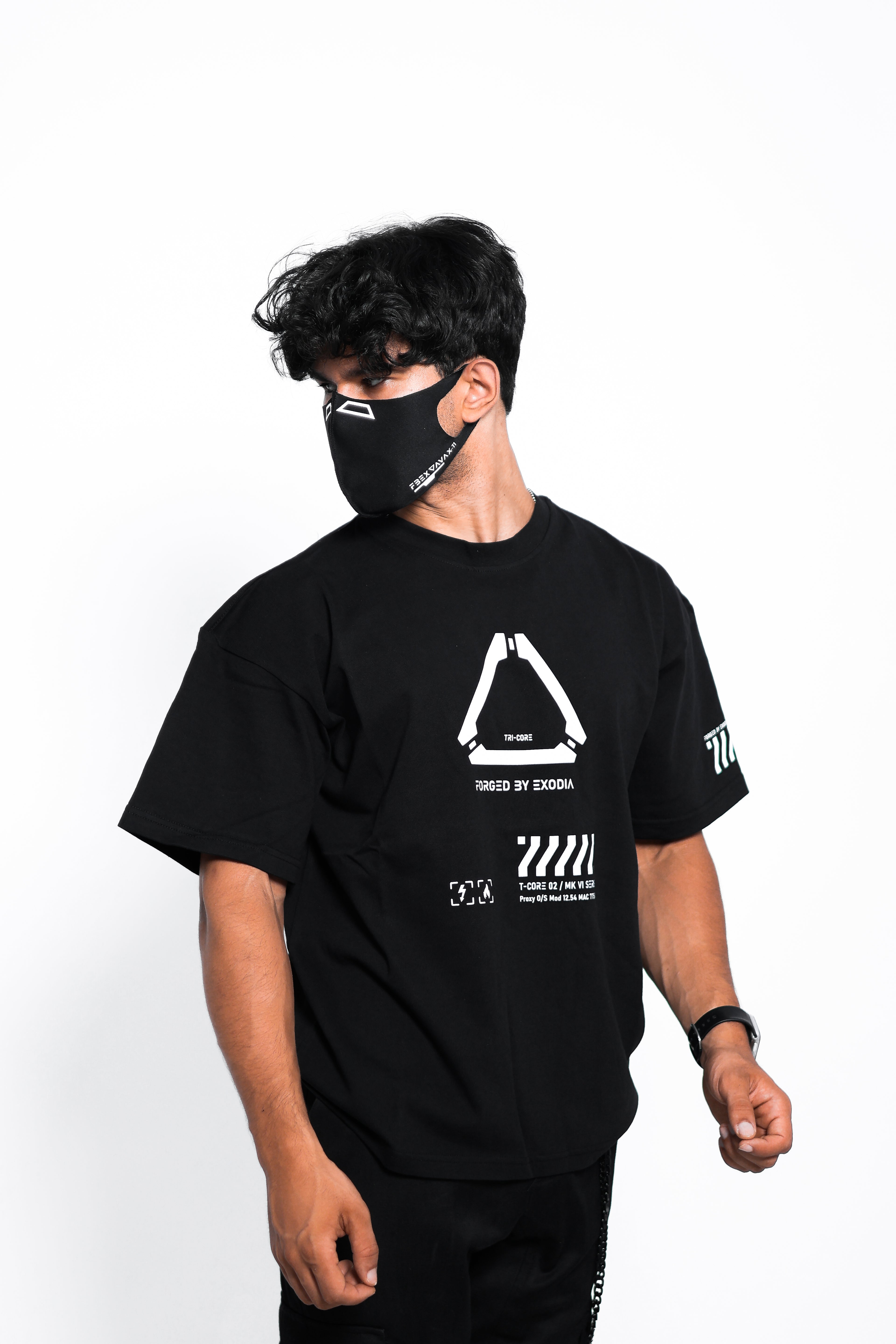 V3-3 Black Light Oversized T-Shirt