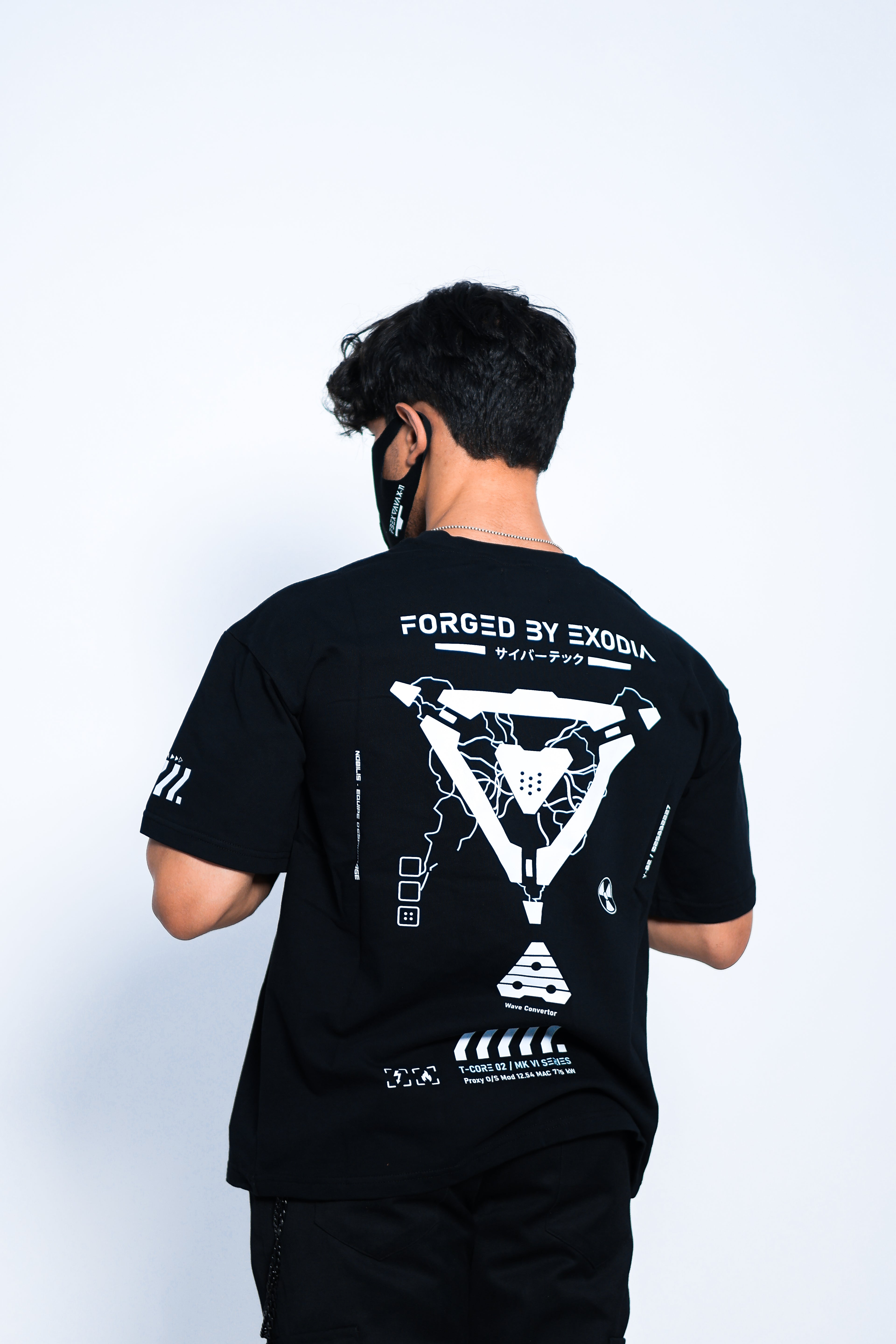 V3-3 Black Light Oversized T-Shirt