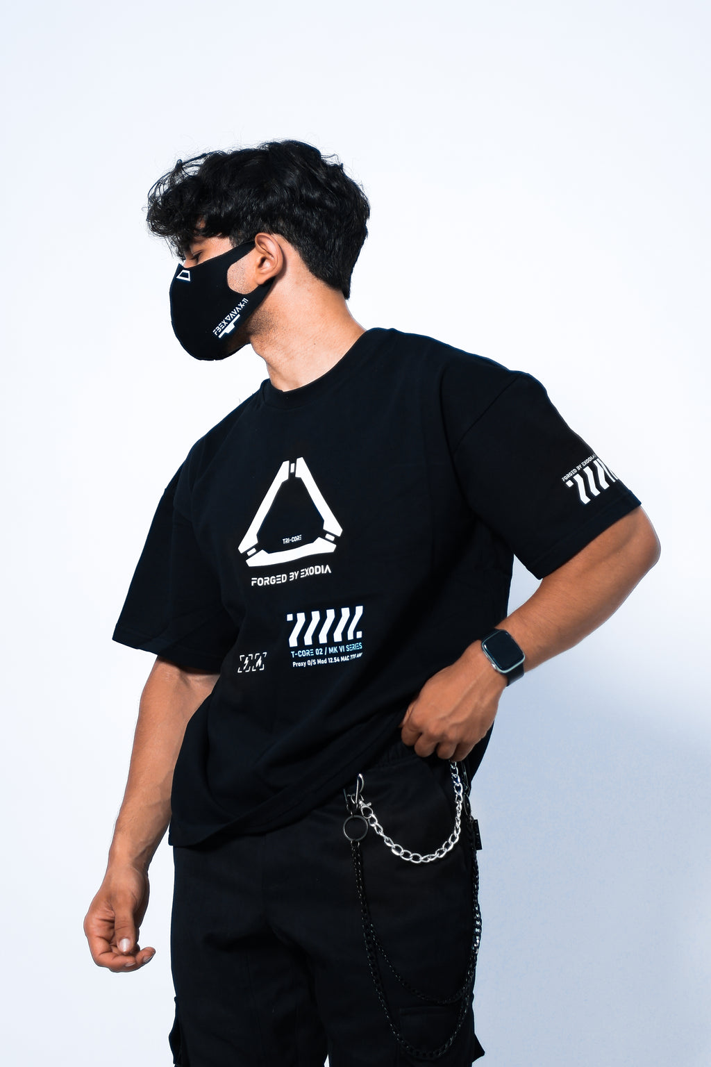 V3-3 Black Light Oversized T-Shirt