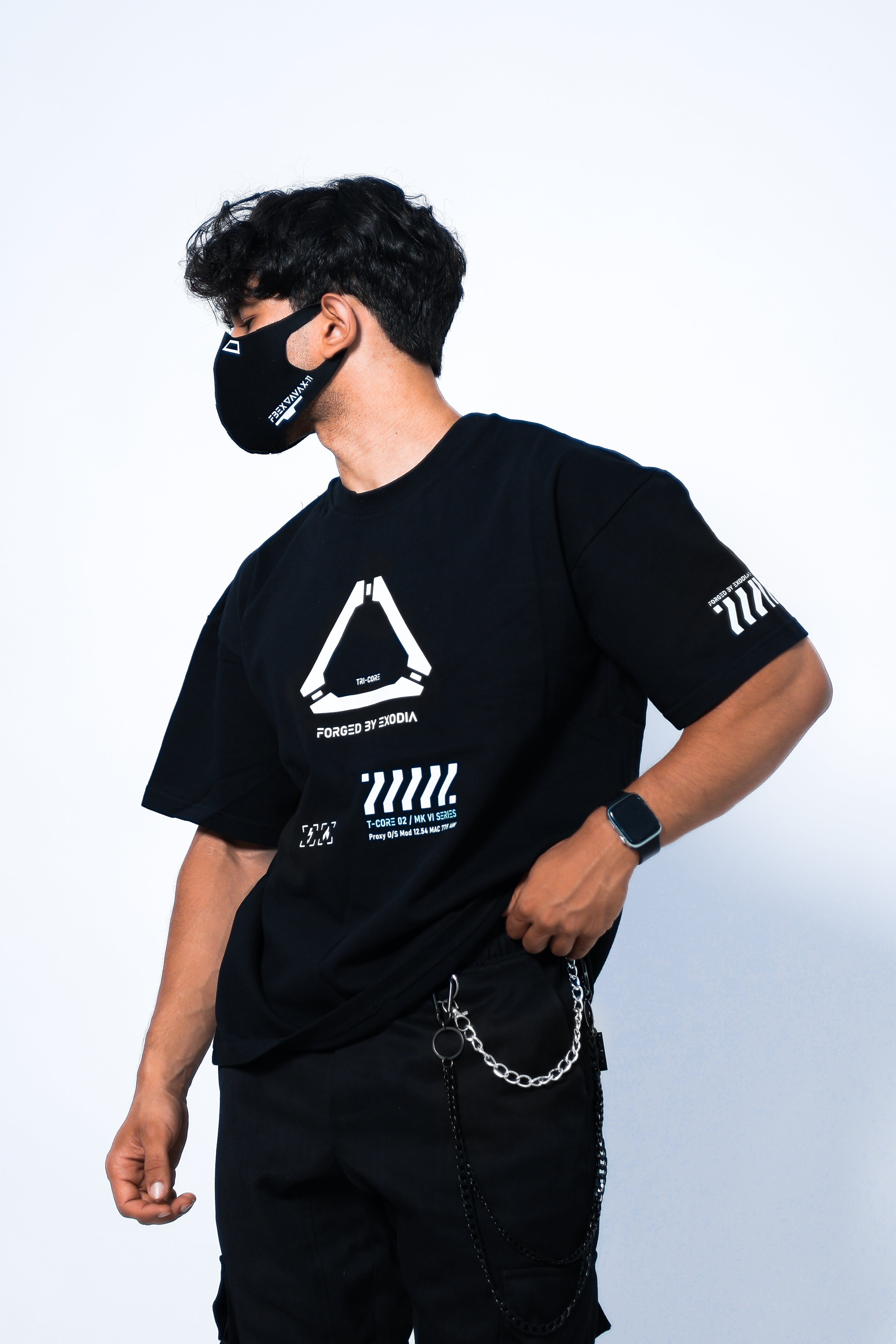 V3-3 Black Light Oversized T-Shirt
