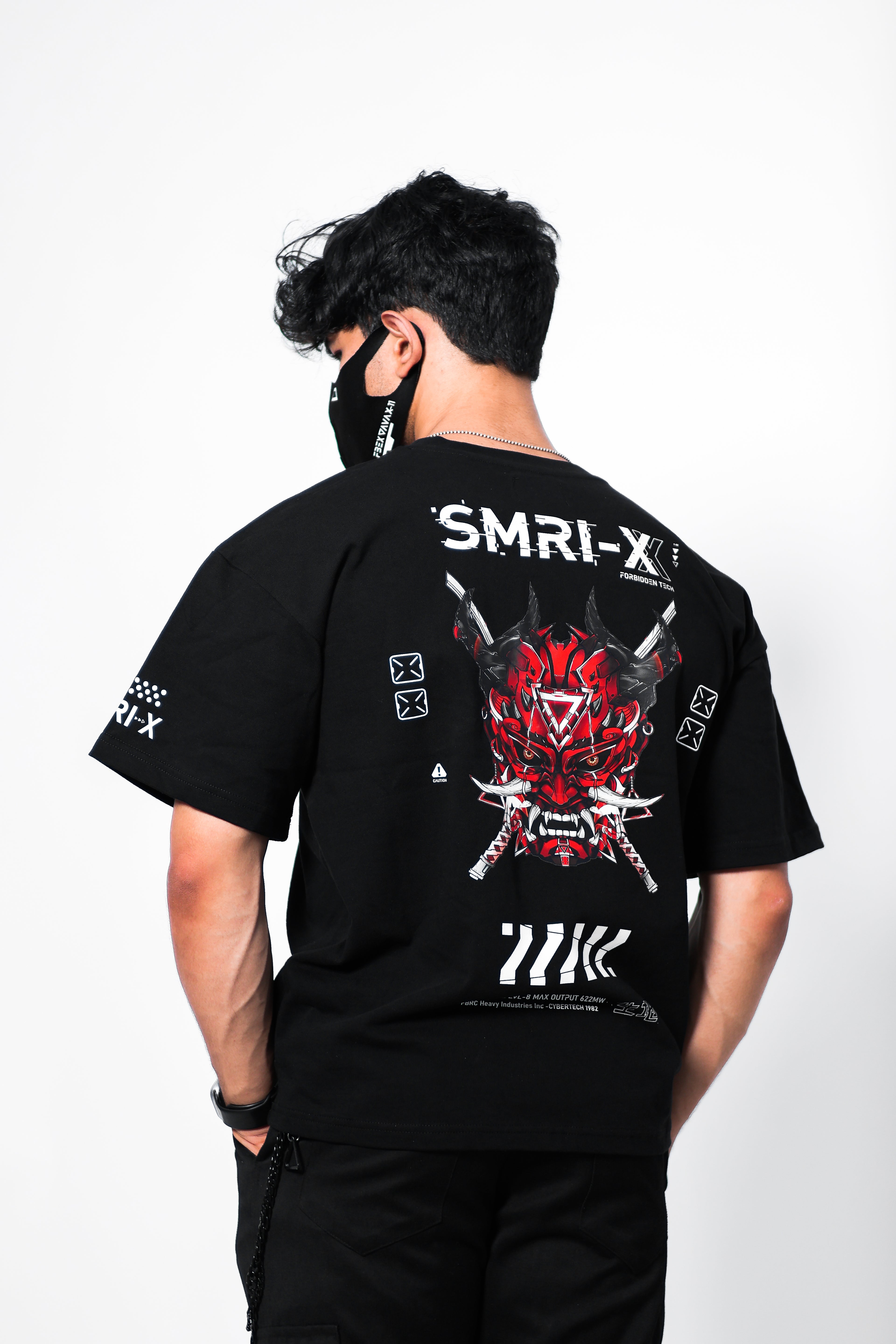 SMRI-X Black Oversized T-Shirt